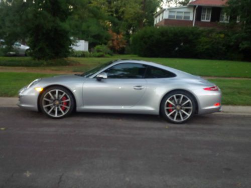 2013 porsche 911 carrera s coupe 2-door 3.8l