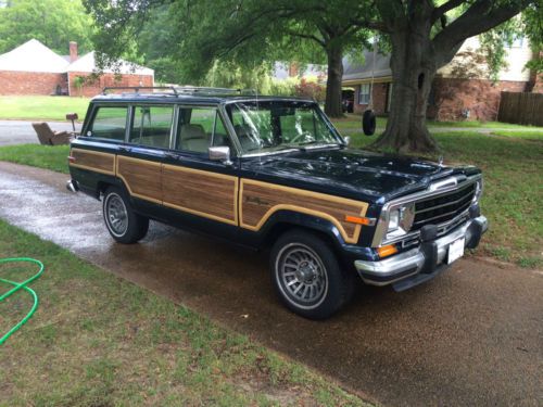 1989 jeep grand wagoneer - 68,076 original miles!!!!