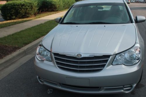 2008 chrysler sebring touring sedan 4-door 2.7l