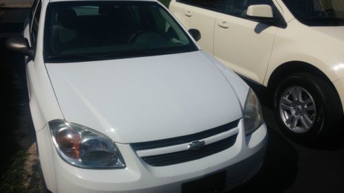 2005 chevrolet cobalt base sedan 4-door 2.2l