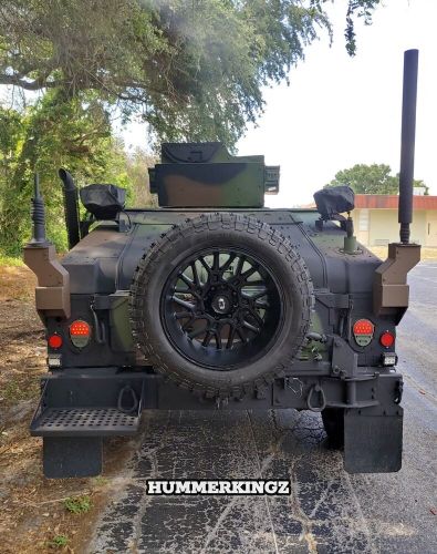 Hummer M1151a1  SLANTBACK
