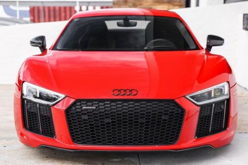 2017 audi r8 5.2 quattro v10 plus awd 2dr coupe