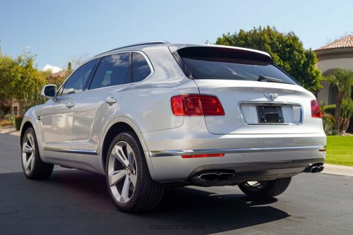 2020 bentley bentayga v8