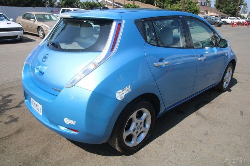 2011 nissan leaf