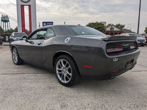 2022 dodge challenger gt