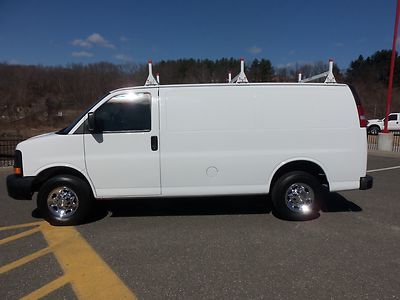 2007 chev g2500 cargo van 4.8 v8 auto ac bins ladder rack