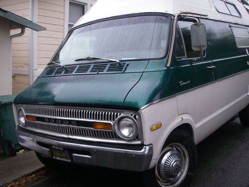 Dodge tradesman classic camper van 1973. straight body, windows, runs well.