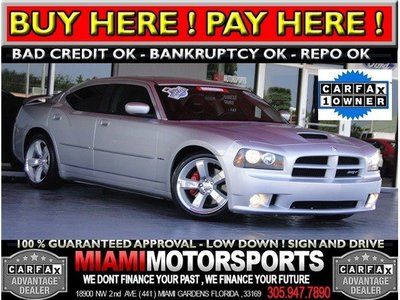 We finance '07 dodge 6.1 hemi 1 owner navigation leather sunroof rear spoiler