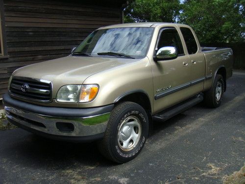 2002 toyota tundra sr5 extended cab pickup 4-door 5 speed