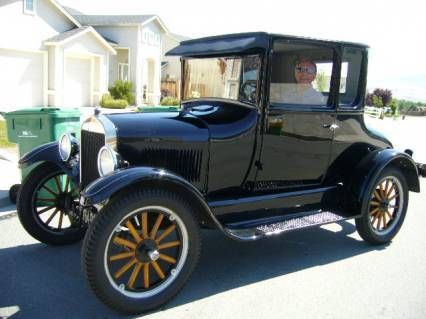 All original beautifully restored model t sometimes known as a doctor&#039;s coupe