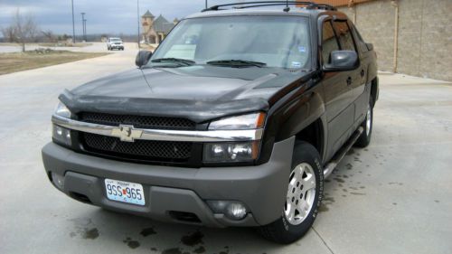 2002 chevrolet avalanche*excellent condition*2 w/d