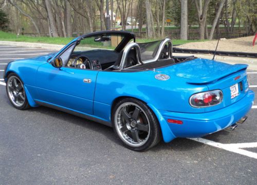 1992 mazda mx-5 miata roadster ~ stunning first series car!