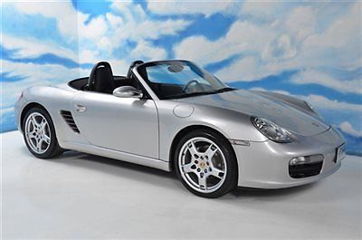 Porsche boxster * 5 speed * clean title * new tires * super clean * low miles