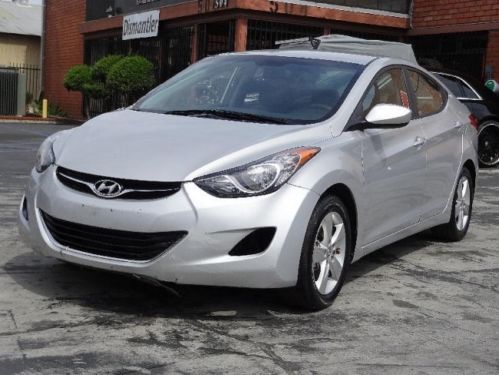 2013 hyundai elantra gls damaged wrecked fixer runs! export welcome! wont last!