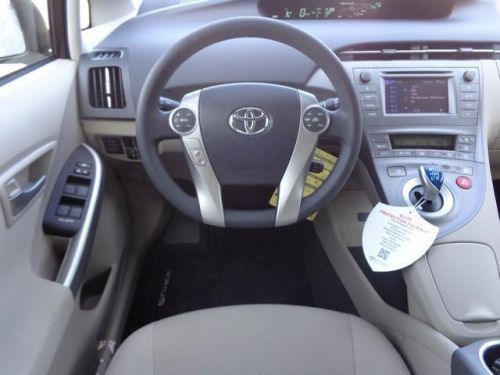 2014 toyota prius two