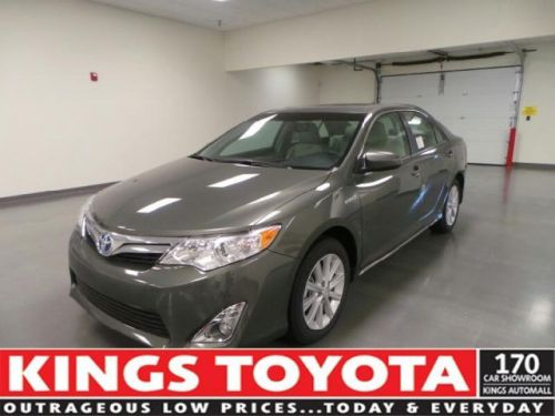 2014 toyota camry hybrid xle