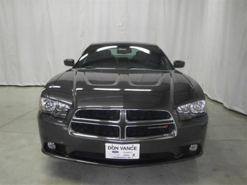 2014 dodge charger sxt