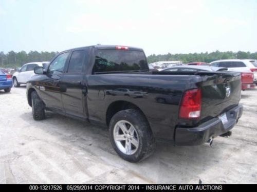 2013 dodge ram  hemi 1500 4dr pick up water damaged ,,runs great