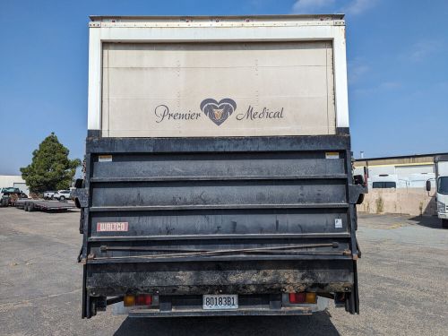 2016 isuzu npr 14ft box truck with liftgate