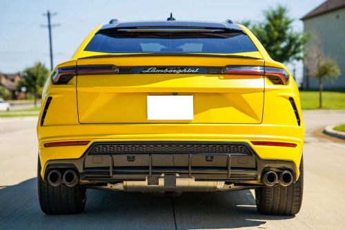 2021 lamborghini urus