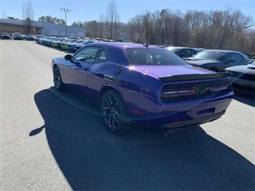 2023 dodge challenger r/t