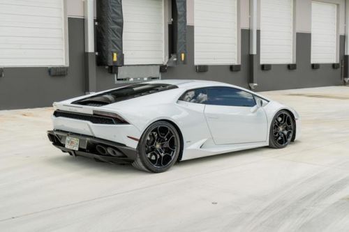 2015 lamborghini huracan lp 610-4 coupe 2d