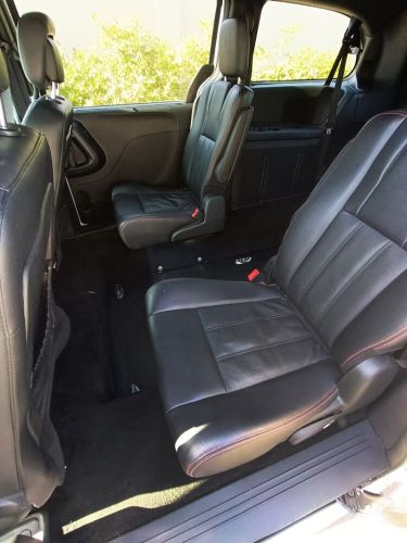 2019 dodge grand caravan