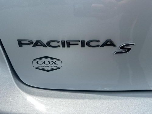 2024 chrysler pacifica limited fwd