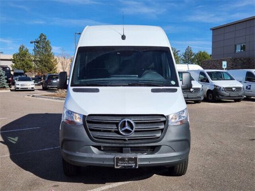 2024 mercedes-benz sprinter cargo 144 wb