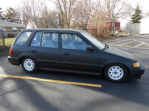 1991 honda civic wagovan, d15 2wd stickshift (rust free) wagon