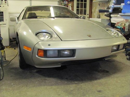 1980 porsche 928 low miles! great project car! ----------