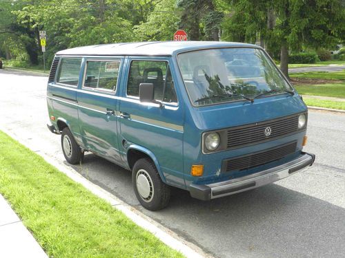 1985 volkswagen vanagon gl standard passenger van 3-door 1.9l