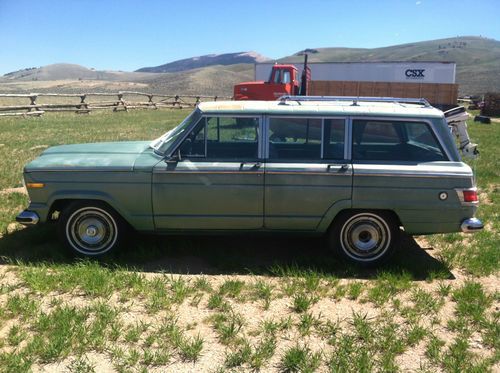 1975 jeep wagoneer