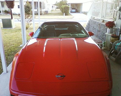 1993 chevrolet corvette 40th anniversary edition hatchback 2-door 5.7l