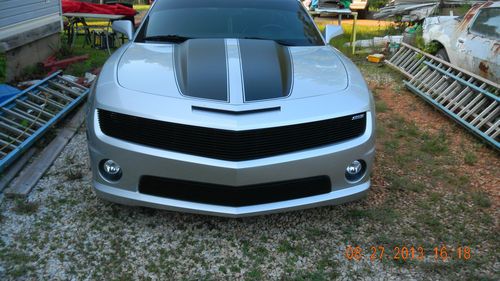 2010 chevrolet camaro ss coupe 2-door 6.2l