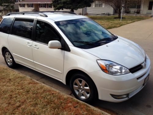 2005 toyota sienna xle limited mini passenger van 5-door 3.3l