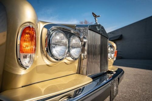 1981 rolls-royce corniche