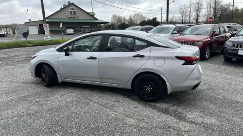 2020 nissan versa s sedan 4d