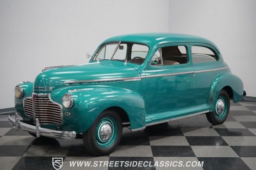 1941 chevrolet master deluxe 2 door town sedan