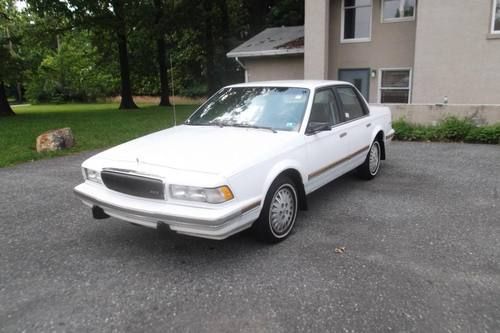 1995 buick century custom sedan 4-door 3.1l low miles great mpg