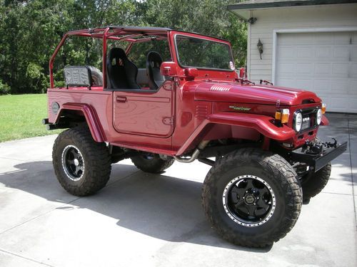 1978 toyota land cruiser fj40. 894 miles!  10" stretch, 350 v8, fully restored.