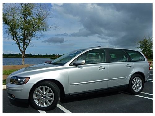 Purchase used 06 Volvo V50 T5 69K miles! 1-OWNER! 6 speed manual stick ...