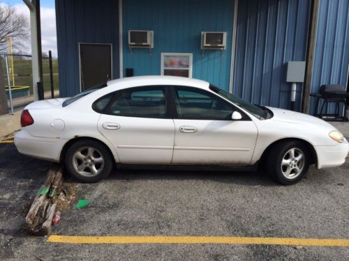 2003 ford taurus se comfort sedan 4-door 3.0l