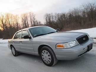 2011 ford police interceptor crwon vic p71 low miles  well serviced clean car