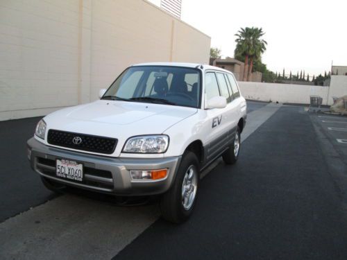 2003 toyota rav4 base sport utility 4-door -- el