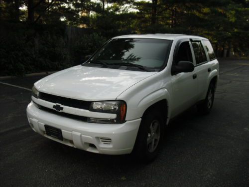 2004 chevy trailblazer  lt,auto,cd,power,great running suv,no reserve!!!