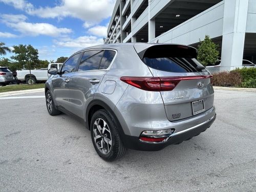 2022 kia sportage lx