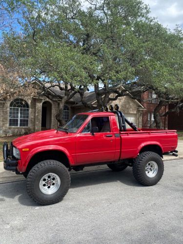 1983 toyota hilux sr5