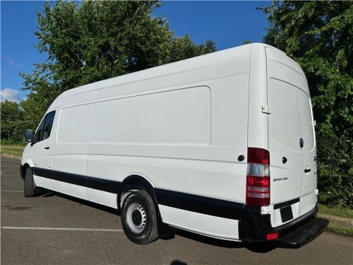 2016 mercedes-benz sprinter super extended!!very low mileage!!