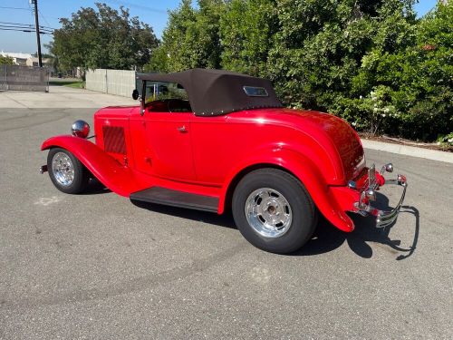 1932 ford deluxe roadster